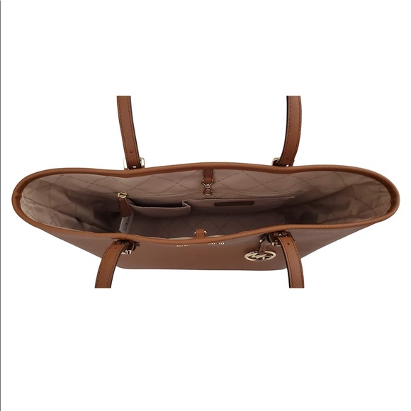 Michael Kors  Jet Set Travel Md Carryall Tote - Picture 4 of 6